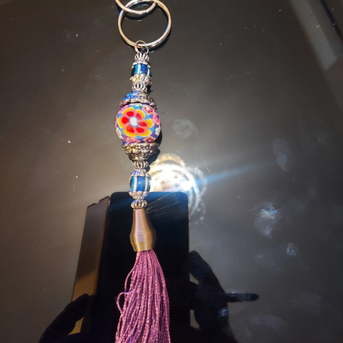 Keychain like new, multicolor