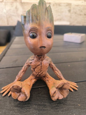 Groot figure like new, 3D printed and hand painted