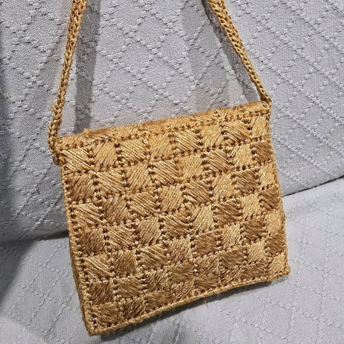 Women's handheld evening bag handmade from gold thread like new