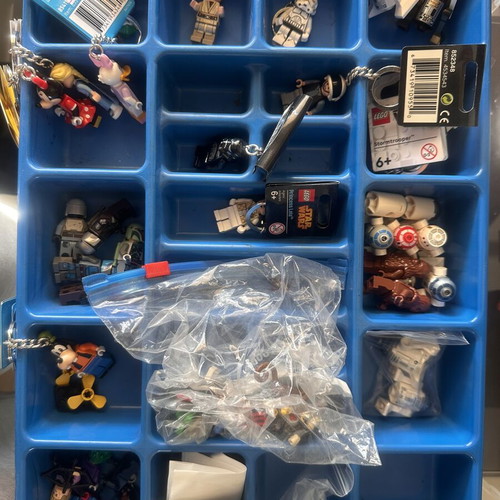 Lego Vintage ντουλάπι αποθήκευσης με 4 συρτάρια, φιγούρες και αξεσουάρ μεταχειρισμένο