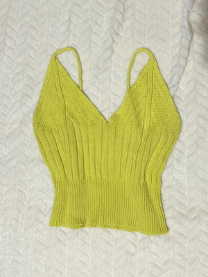 Yellow wool top size small, new