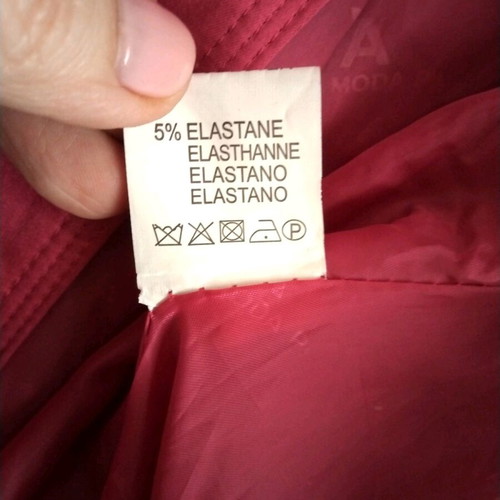 Anna Moda Piu fuchsia trench coat, size Small