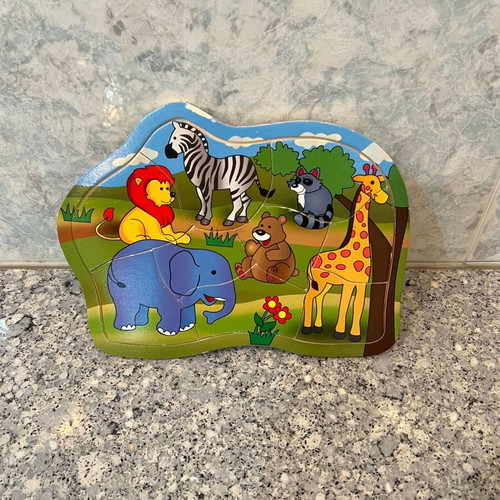 Set of 4 small puzzles used for kids with animals