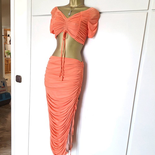 Coral top and skirt set new, size M