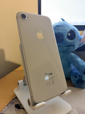 iPhone 8 64GB used, excellent condition, 83% battery health