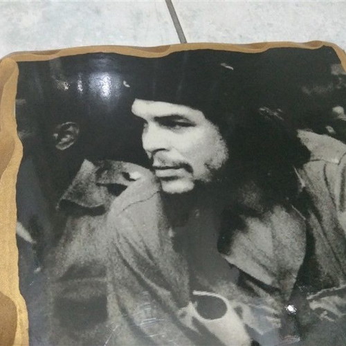 Ξύλινο κάδρο καινούργιο με κρεμαστάρι 30x21 εκ.