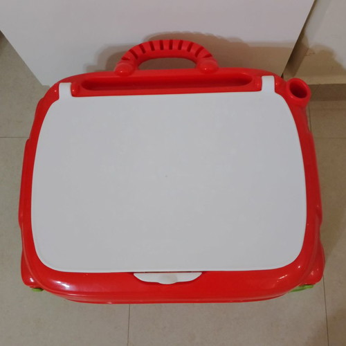 Clementoni activity table used, foldable