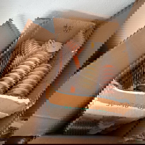 Store stock of beads and decoration worth 20,000+ euros