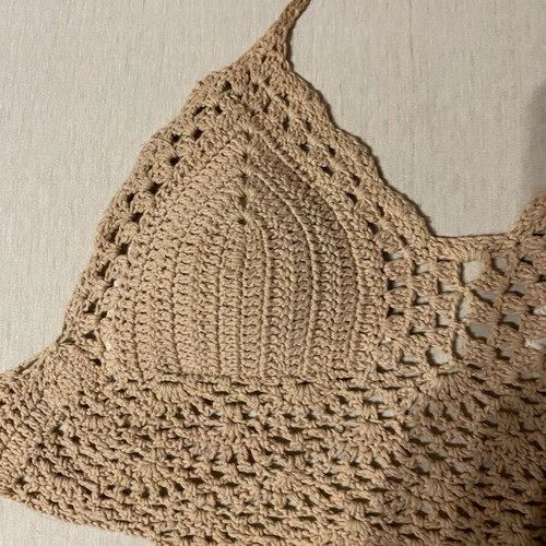 Knitted bikini top like new, beige