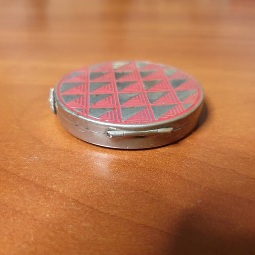Art Deco 1928 powder case used, Montre A Poudre by Jacques Schall