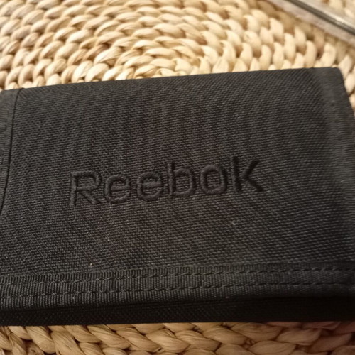 Reebok wallet new with many pockets black