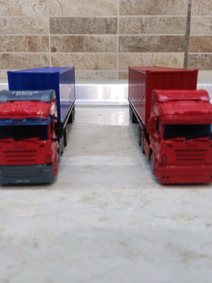 Όχημα νταλίκα SCANIA container μινιατούρα 1:64 σαν καινούργιο