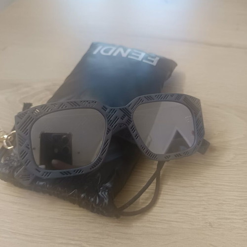 Fendi sunglasses new, gray