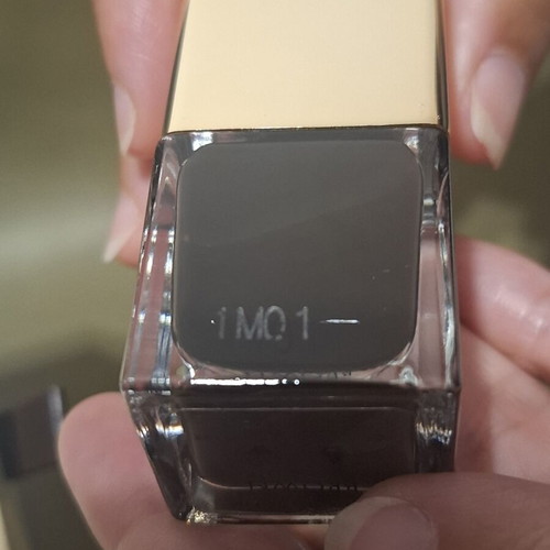 Louis Vuitton βερνίκι νυχιών σετ χρυσό και καφέ