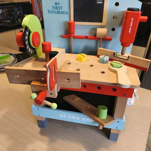Le Toy Van Wooden Toolbench like new for 3+ years old