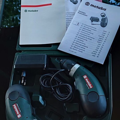 Metabo Powergrip electric screwdriver and flashlight like new