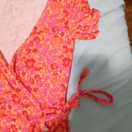 Wrap dress new with flowers small multicolor