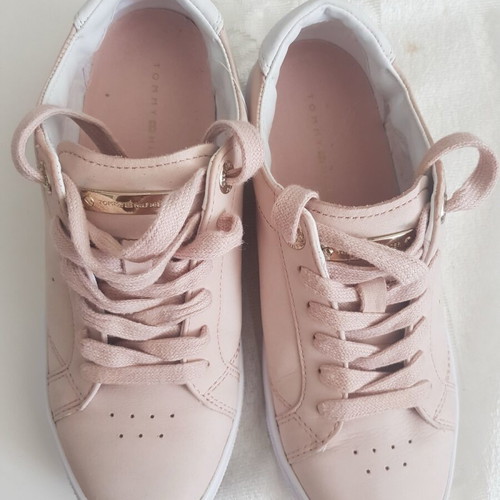 Tommy Hilfiger women's sports shoes like new, size 36, pink