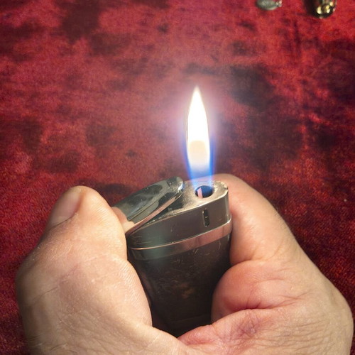 Colibri vintage lighter used, functional with metal body