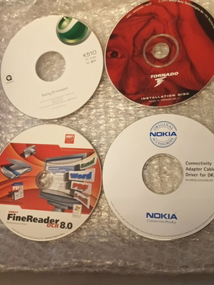 CD Rom installation software used, pack of 4 discs