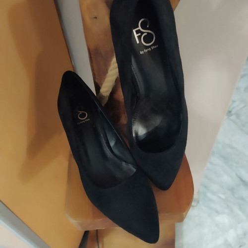 Feng Shoe suede pumps new, size 39, black