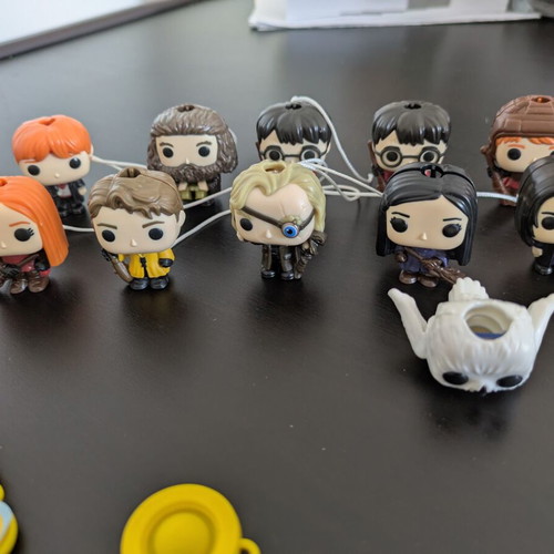 Kinder figures funko pop type like new