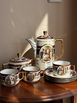 Antique Victoria Porcelain Tea Set Carlsbad Royal Vienna Style like new