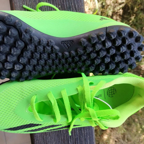 Ποδοσφαιρικά παπούτσια Adidas σχεδόν καινούργια, μέγεθος 39,5, πράσινα