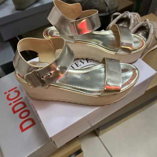 Steve Madden sandals used, size 38.5