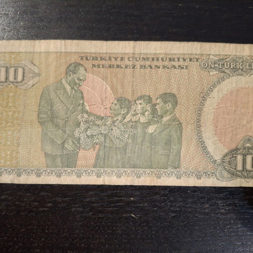 Turkey 10 Lira banknote 1979 used with Mustafa Kemal Atatürk