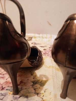 Xtravaganza bronze pointed-toe heels size 39 used with ankle strap