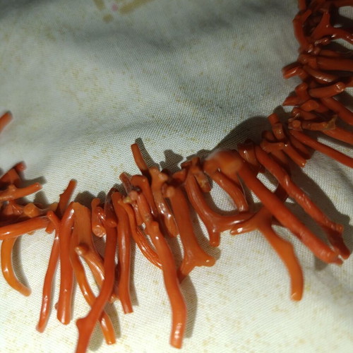 Mediterranean Precious Coral Necklace like new, red