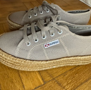 Superga καινούργια δίπατα