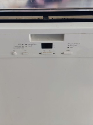 Πλυντήριο πιάτων Miele G 4920 μεταχειρισμένο, 60 εκ, 13-14 σερβίτσια, συρτάρι για μαχαιροπίρουνα
