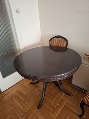 Vintage στρόγγυλη τραπεζαρία με 4 καρέκλες μεταχειρισμένη