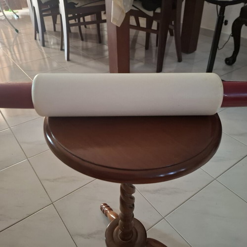Tupperware rolling pin for dough