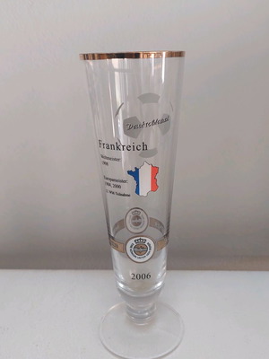 Ποτήρι μπύρας Warsteiner France 2006 σαν καινούργιο, συλλεκτικό