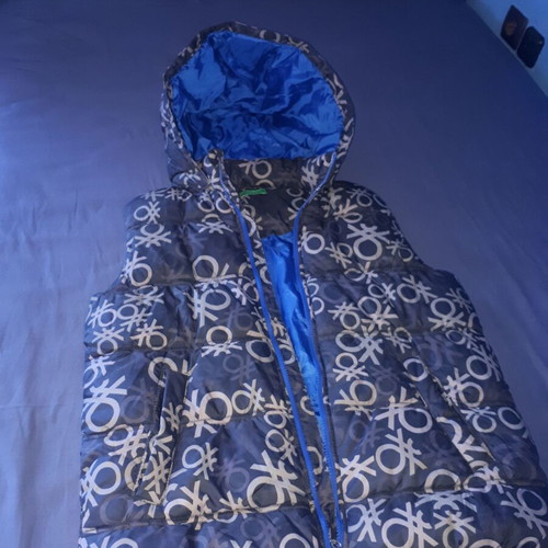 Benetton sleeveless jacket for boys like new, gray and blue