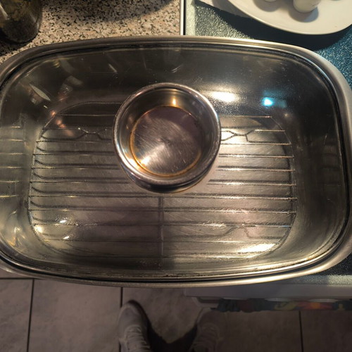 Rectangular oven baking tray with glass lid and rack like new