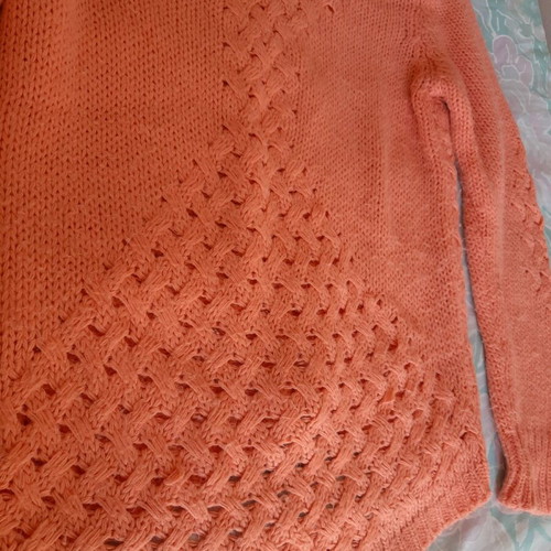 Knitted sweater like new, coral, size S