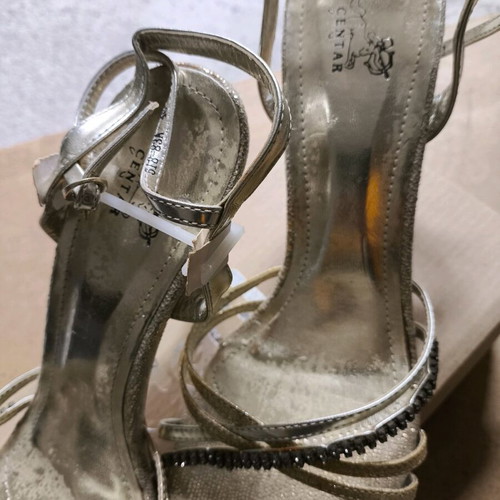 Sandals gold and silver new, sizes 40 and 41