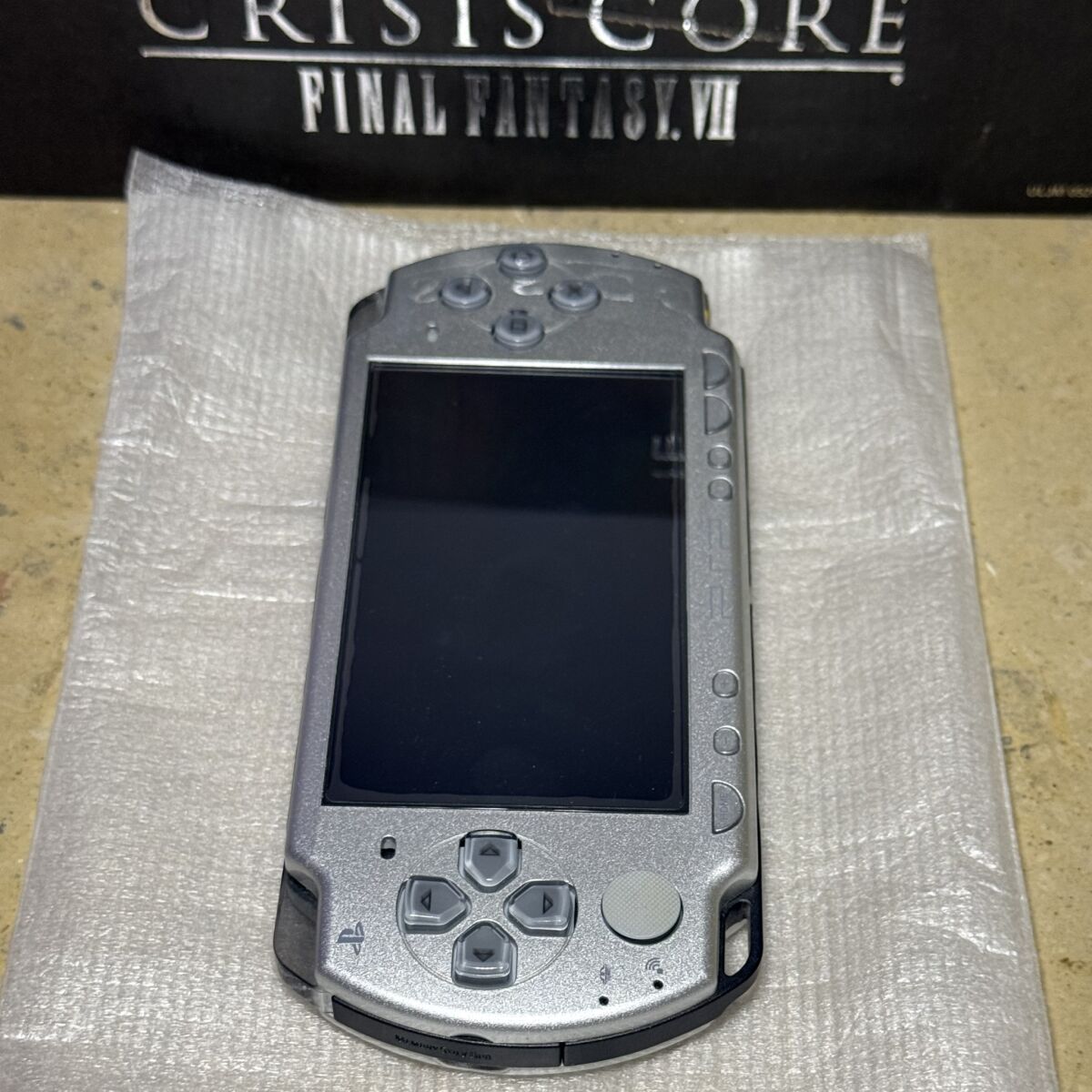 Sony PSP 2000 Final Fantasy VII Crisis… - € 490,00 - Vendora.gr