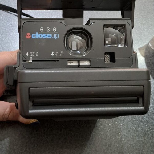 Polaroid 636 Close Up instant camera vintage like new