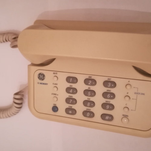 General Electric and Siemens landline phones like new, set of two