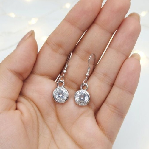 Handmade solitaire drop earrings with sparkling crystal, new, silver