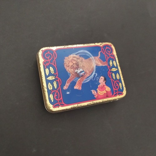 Vintage Samson empty tobacco tin 1945-50