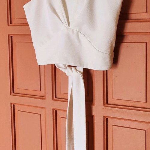 Neckholder top BSB like new, ivory, size 40