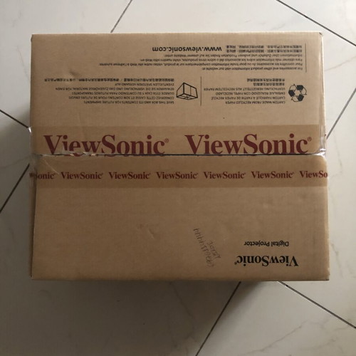 ViewSonic Projector PA503S new in box with accessories