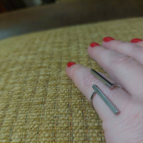 Silver women's ring like new