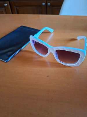 Diesel Sunglasses like new, white